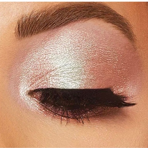 TARTE Chrome For The Holidays Chrome Paint Shadow Quad - Picture 8 of 12